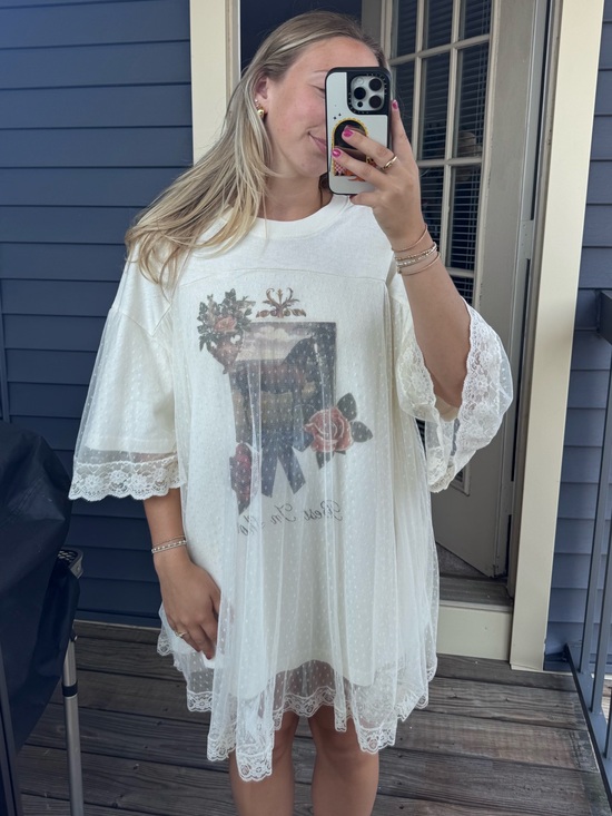 Kimchi Blue Tops - Kimchi Blue Cream Lace “Best in Show” oversized top/tshirt dress
